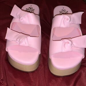 Elegant Pink Knot Women's Sandals Sam and Libby 7
